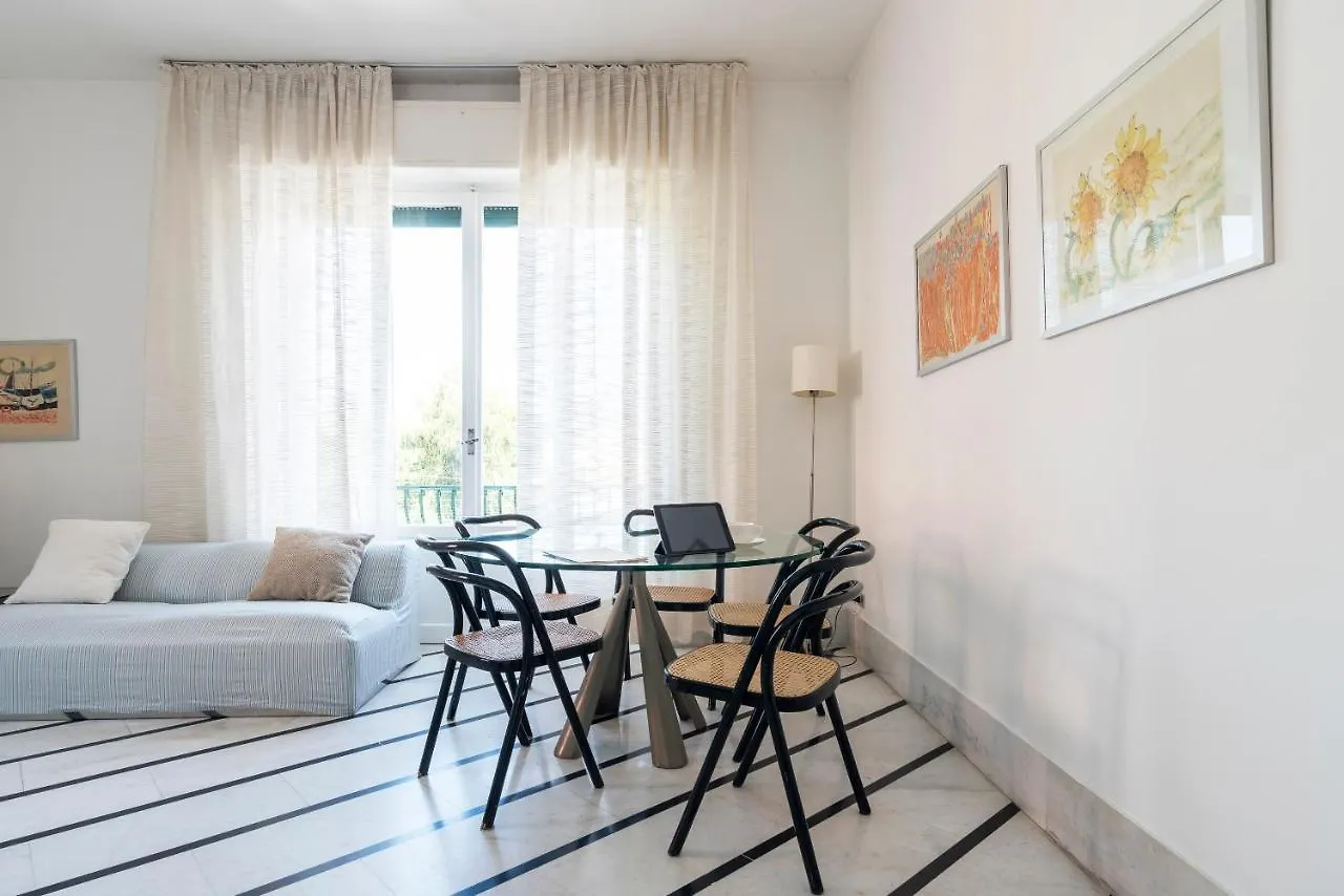Aranci Flexyrent Apt. 5Min Walk To Beach + Parking Appartement Rapallo Italië